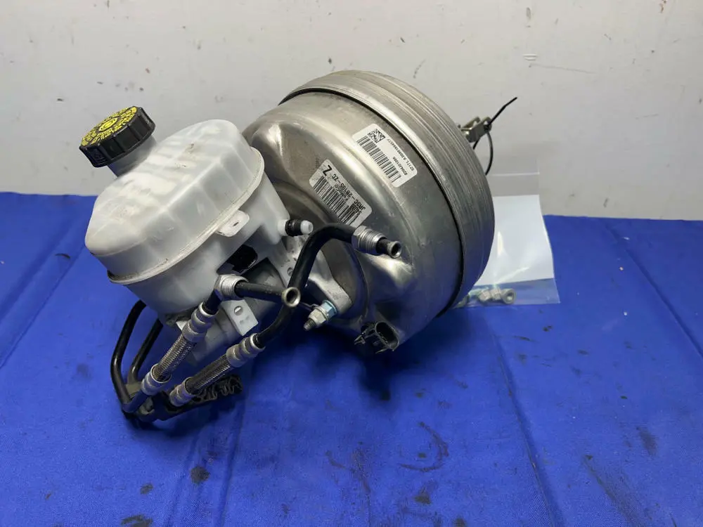 2015-22 Ford Mustang Brake Booster Assembly 18K Miles Mt 129 1