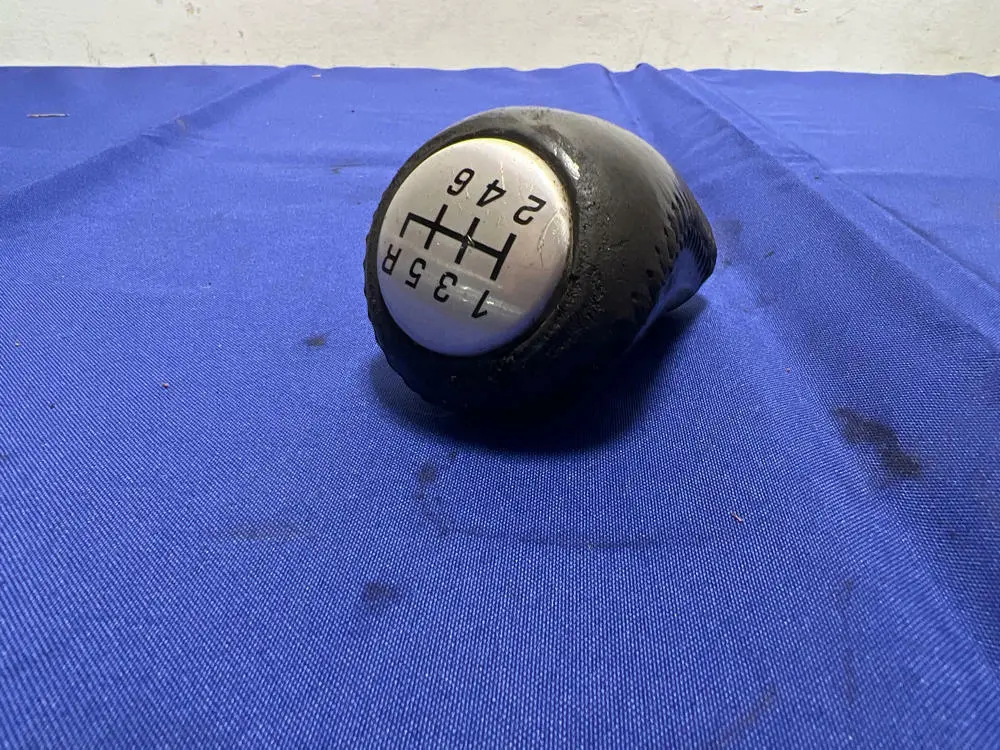 2003-04 Ford Mustang Svt Cobra T56 6 Speed Shift Knob Factory 131 1