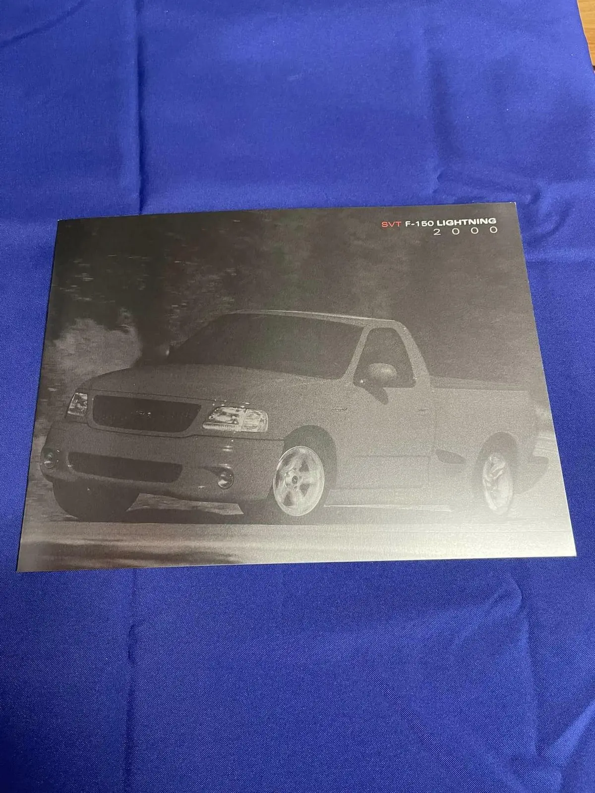 2000 Svt Lightning Dealer Brochure 1