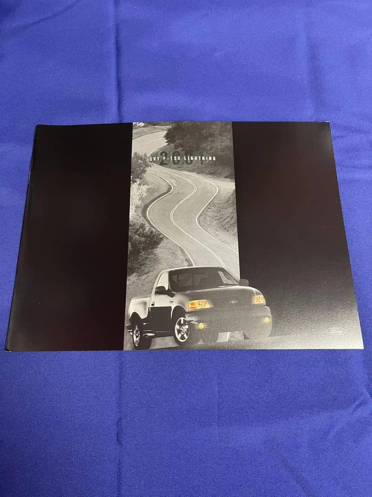 2001 Svt Lightning Dealer Brochure 1