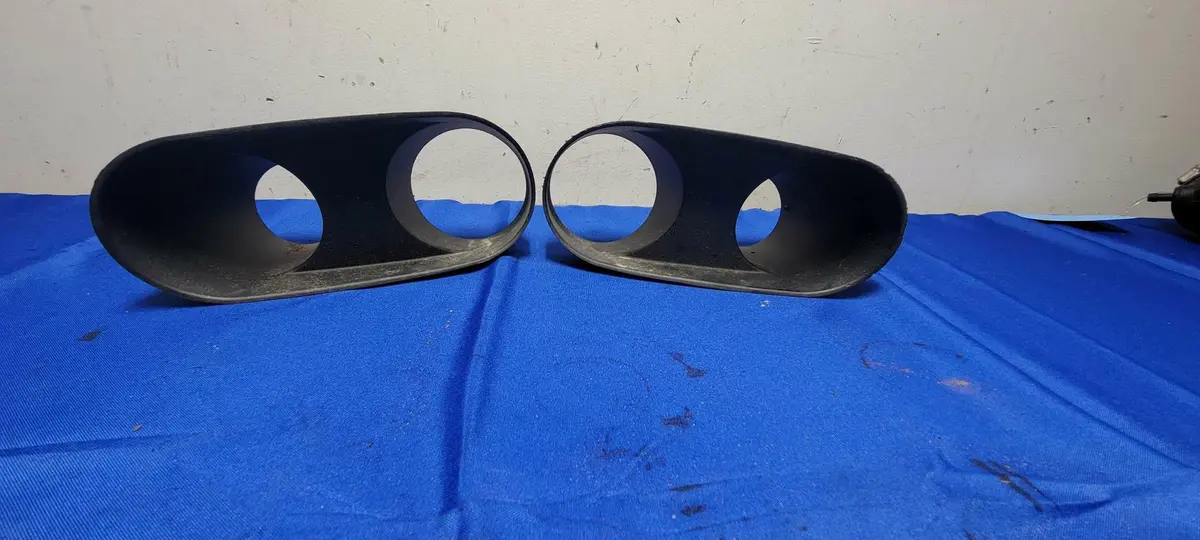 2003-04 Ford Mustang Svt Cobra Fog Light Bezels & Fog Lights 151 1