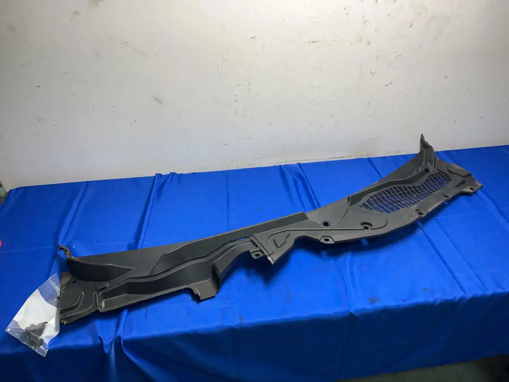 2015-23 Ford Mustang Windshield Wiper Cowl Panel Factory 149 1