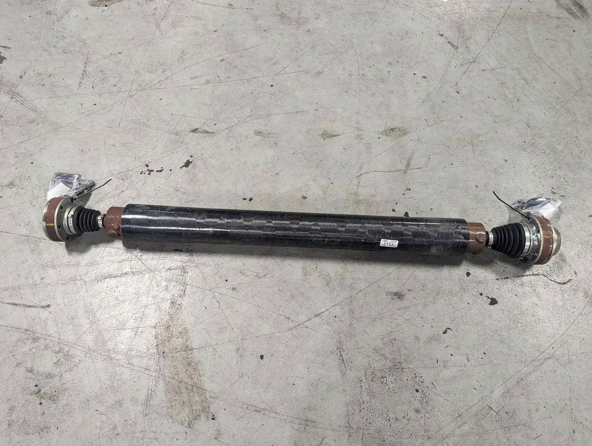 2020-21 Ford Mustang Shelby Gt500 Carbon Fiber Driveshaft 1