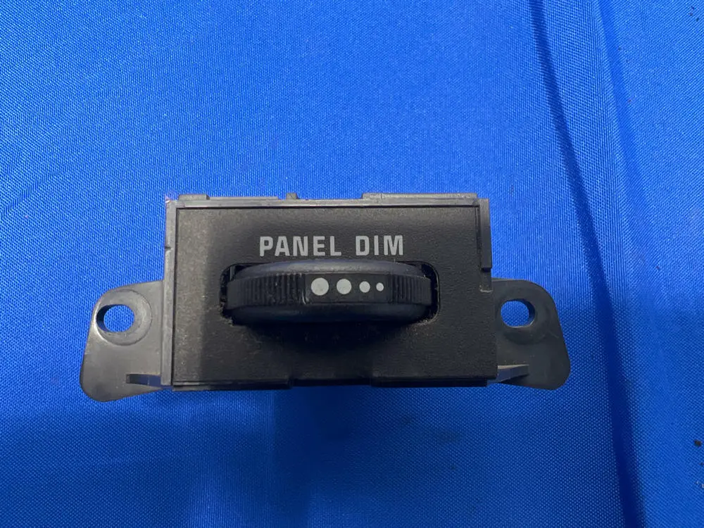 1987-93 Ford Mustang Panel Dim Scroll Wheel 157 1