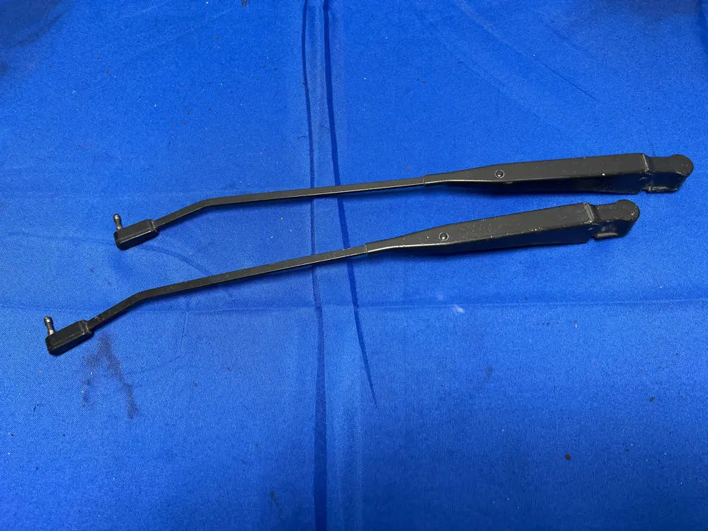 1987-93 Ford Mustang Windshield Wiper Arms Factory Left Right Pair 157 1