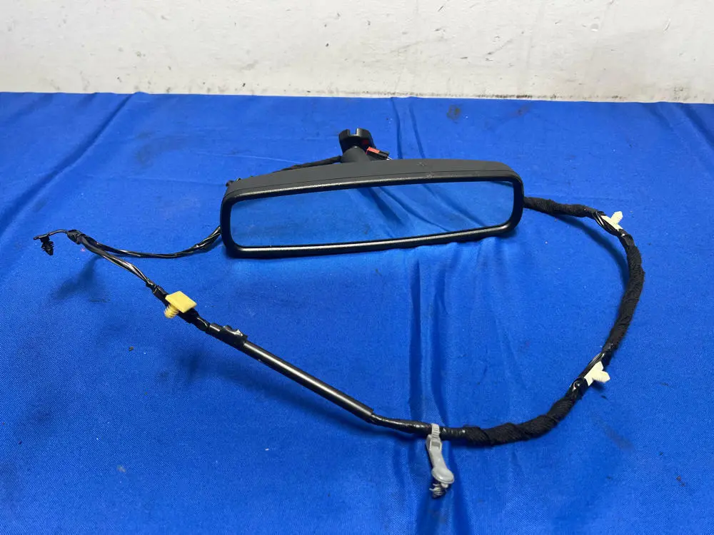 2015-17 Ford Mustang Coupe Rear View Mirror 165 1