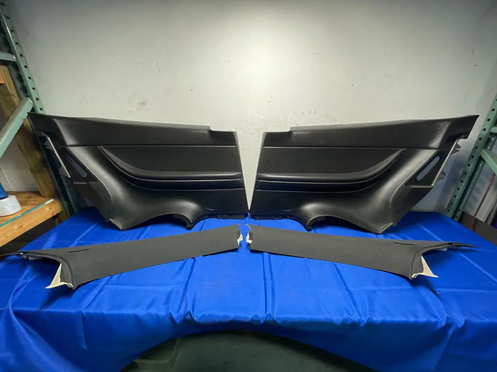 2004-06 Pontiac Gto Rear Interior 4 Pieces 159 1
