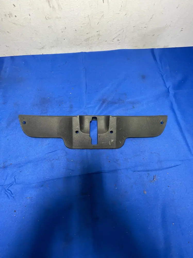 2003-04 Ford Mustang Svt Cobra Trunk Latch Cover 166 1