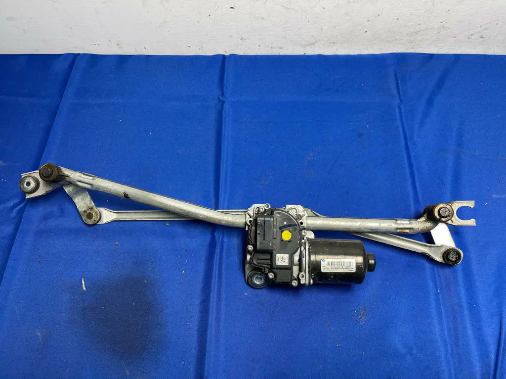 2015-17 Ford Mustang Gt 5.0 Wiper Motor Assembly 161 1