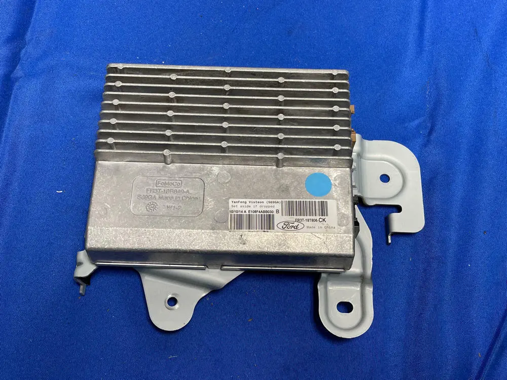 2015-17 Ford Mustang Gt 5.0 Audio Amplifier 161 1