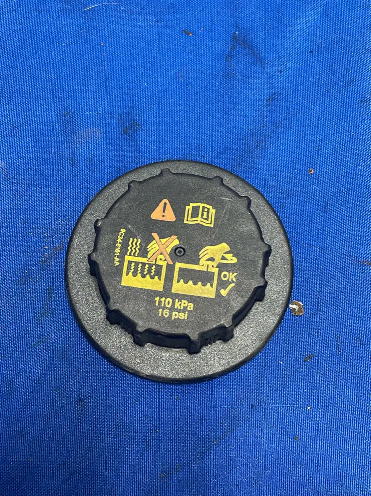 2005-09 Ford Mustang V8 V6 Coolant Tank Cap 162 1