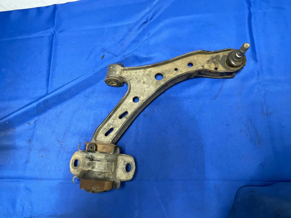 2005-09 Ford Mustang Passenger Rh Front Control Arm 162 1