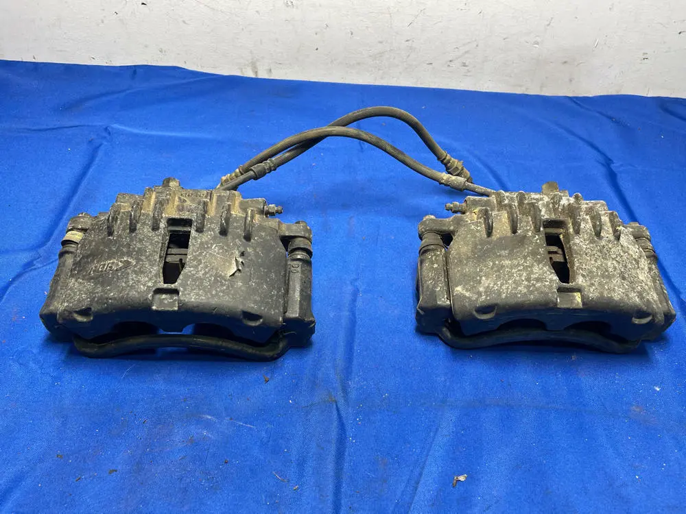 1999-04 Ford Mustang Gt Front Brake Calipers 178 1