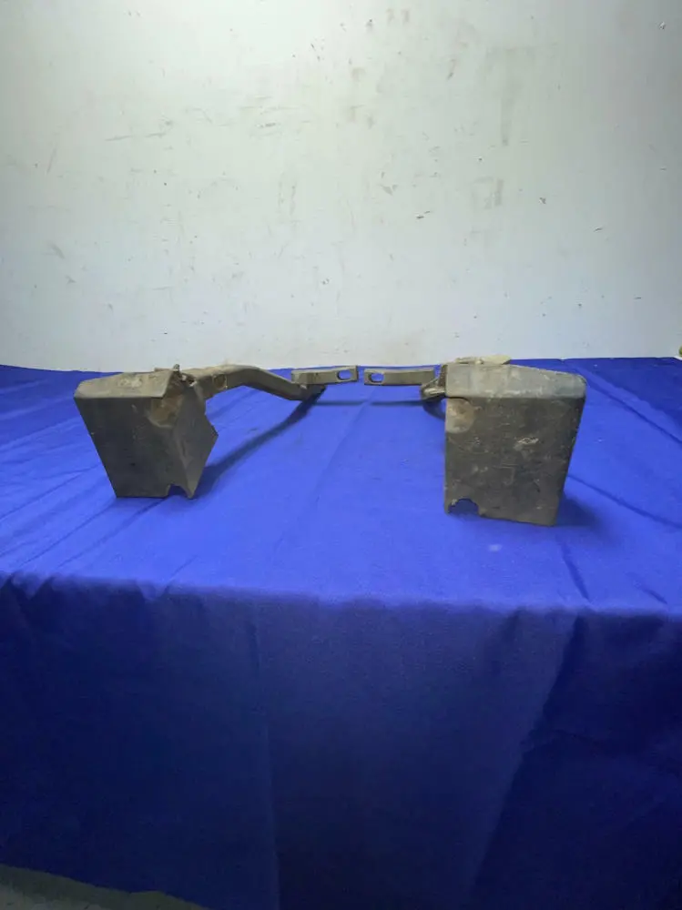 2003-04 Ford Mustang Svt Cobra Rear Crash Absorber Brackets 179 1