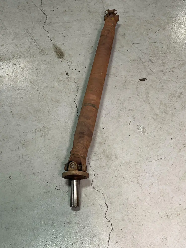 1999-04 Ford Mustang Gt 4R70 Driveshaft 171 1