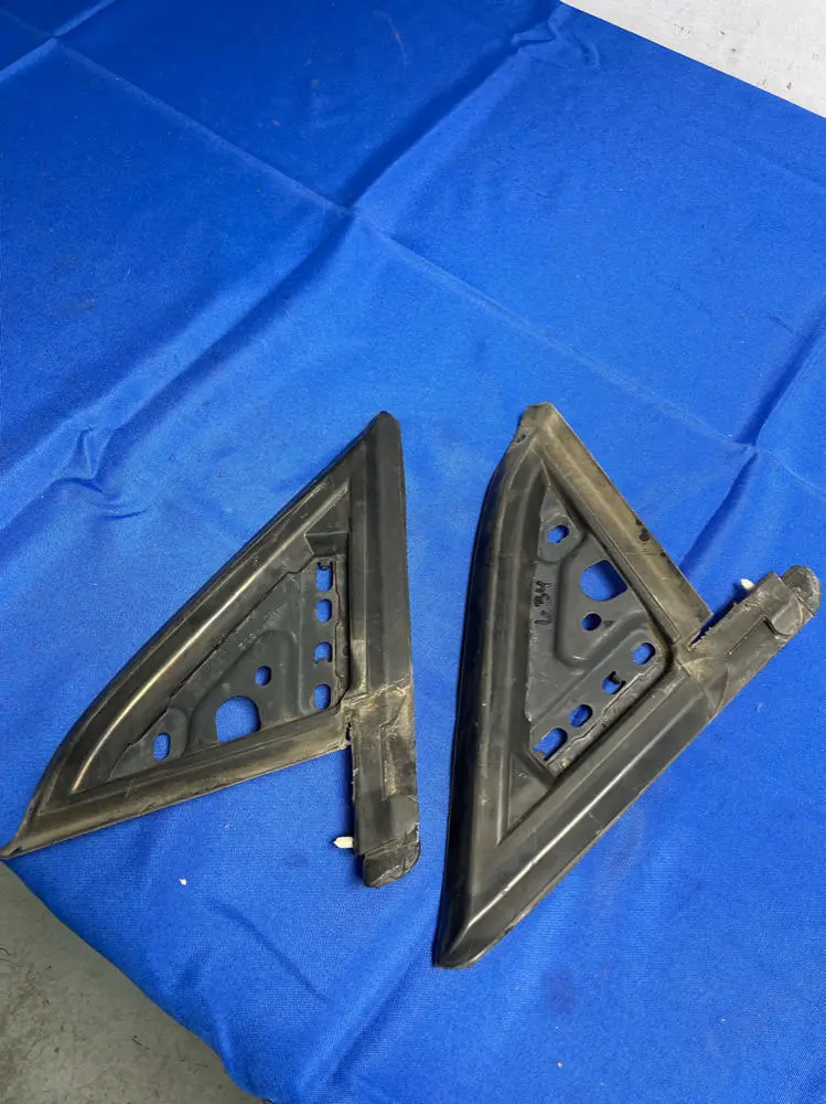 2003-04 Ford Mustang Svt Cobra Mirror Backing Plates 183 1