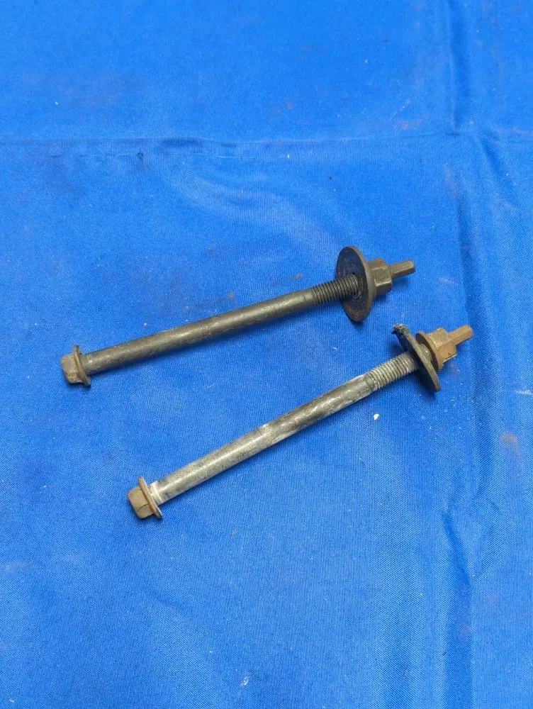 2003-04 Ford Mustang Svt Cobra Power Steering Rack Bolts 181 1