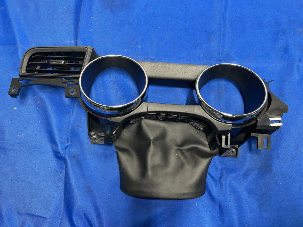 2015-17 Ford Mustang Cluster Bezel 176 1