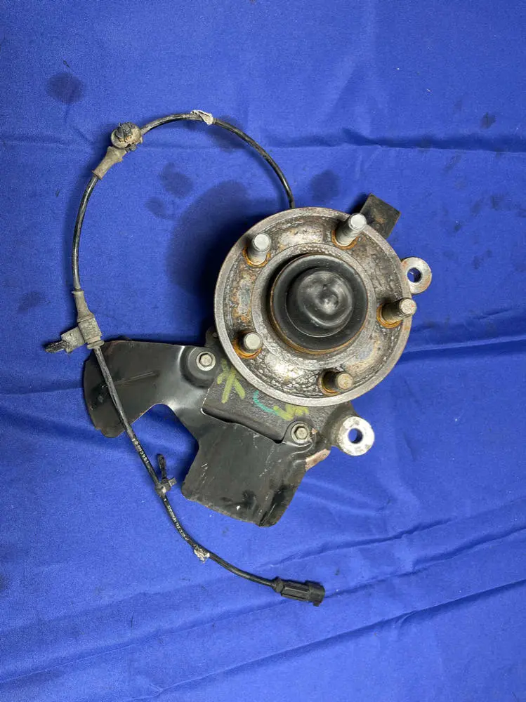 2015-17 Ford Mustang Front Lh Spindle 172 1