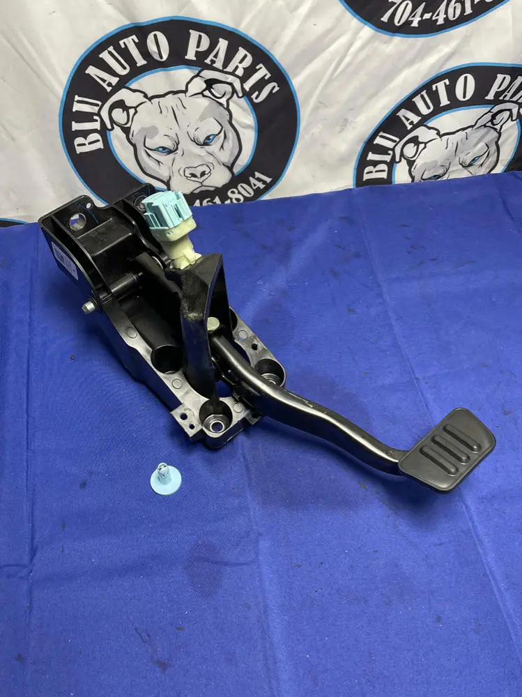 2018-23 Ford Mustang Gt Coyote Brake Pedal Assembly 184 1
