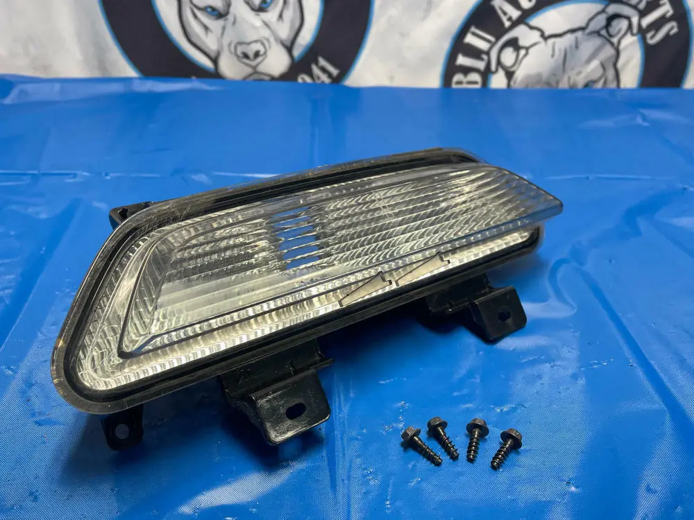 2018-23 Ford Mustang Reverse Light 185 1
