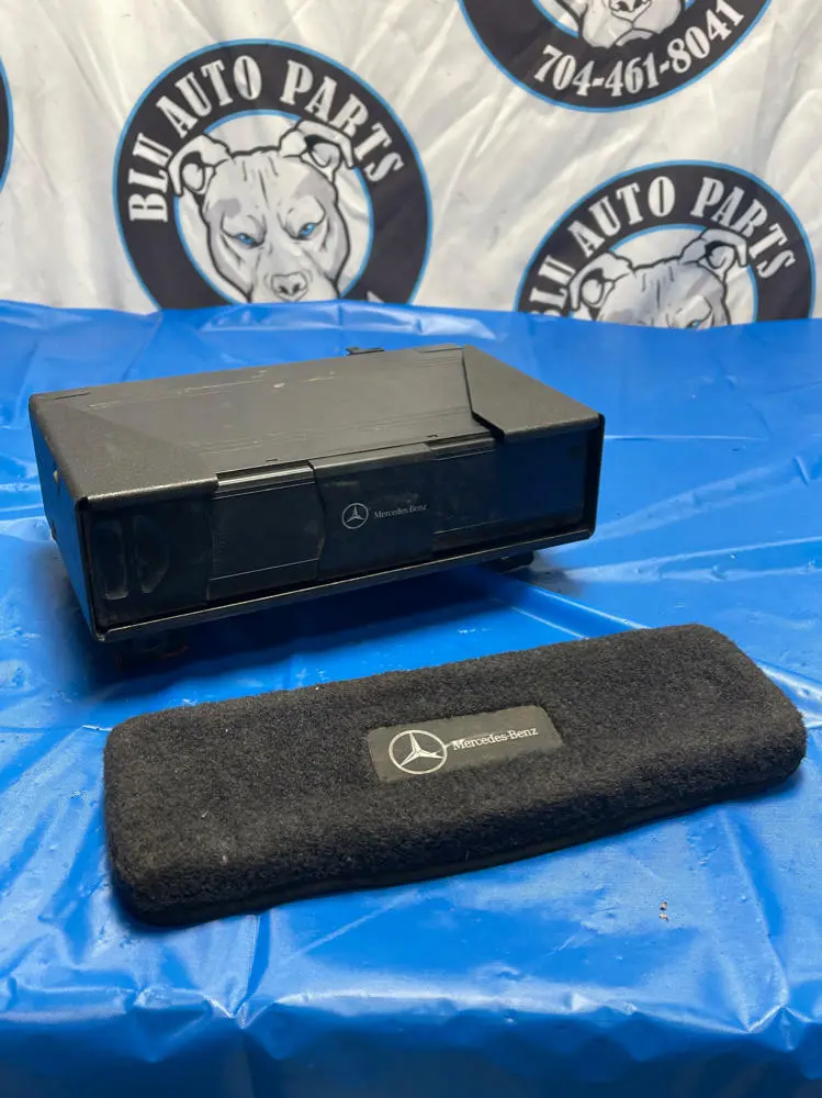 1999-02 Merecedes E55 Amg W210 10 Disc Changer 156 1
