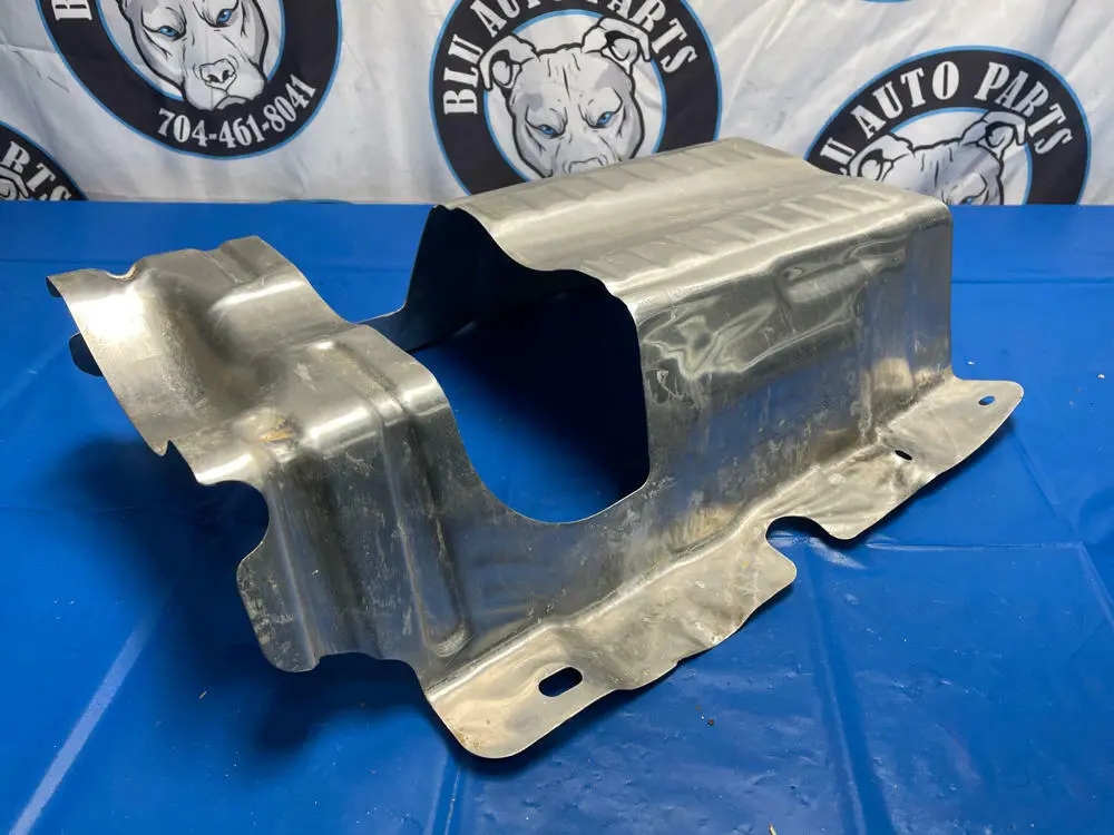 2018-23 Chevrolet Camaro Zl1 Exhaust Intermediate Underbody Heat Shield 169 1
