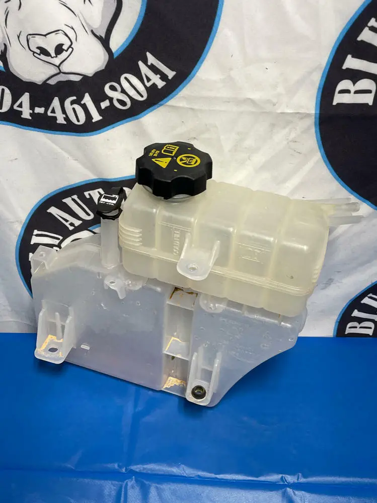 2018-23 Chevrolet Camaro Zl1 Engine Coolant Reservoir 169 1