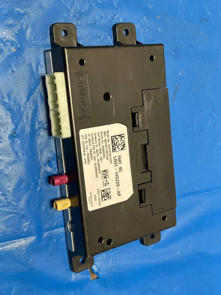 2015-23 Ford Mustang Blue Tooth Control Module 190 1