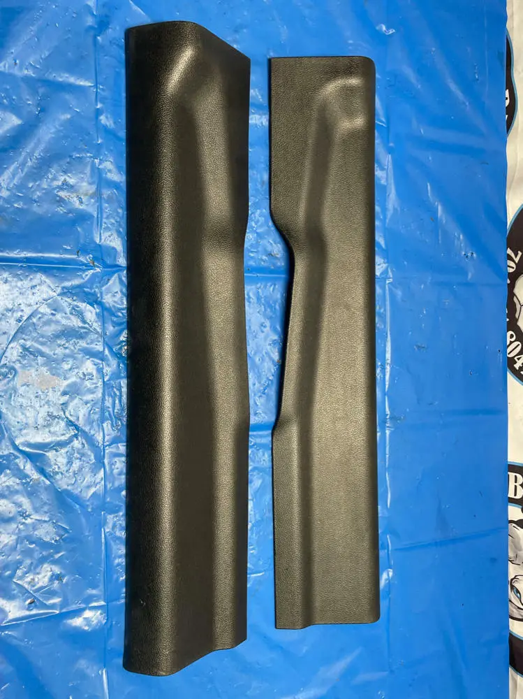 2015-23 Ford Mustang Gt Inner Door Sills 190 1