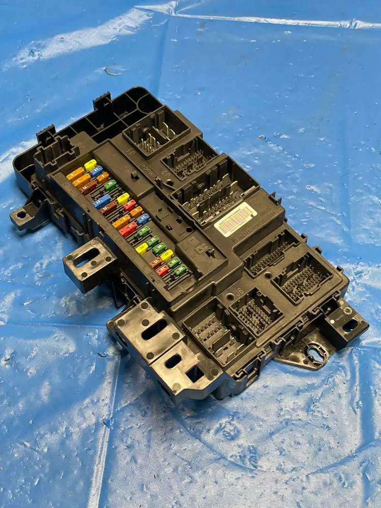 2018-23 Ford Mustang Gt Body Control Module 190 1