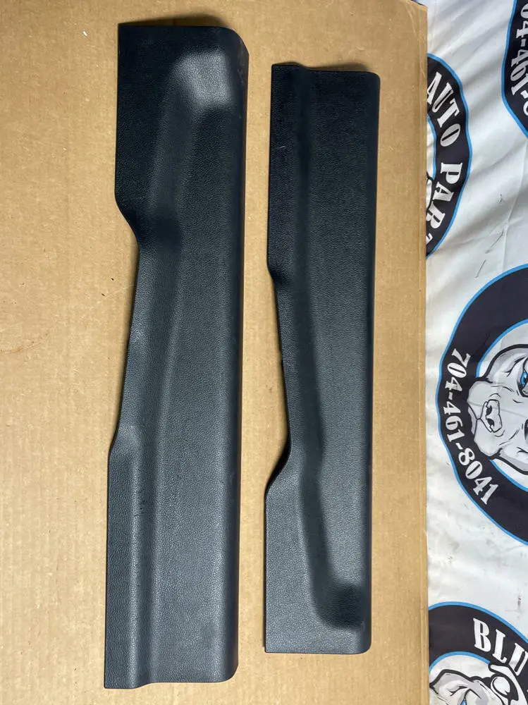 2015-23 Ford Mustang Inner Door Sills 195 1