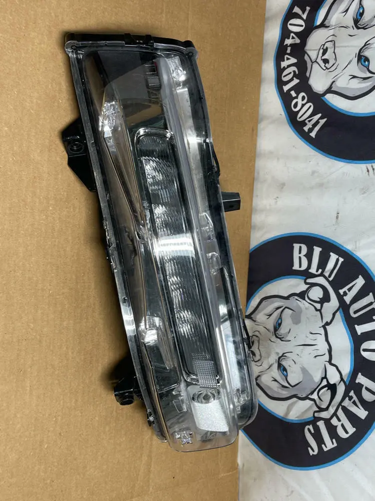 2018-23 Ford Mustang Driver Lh Turn Signal 195 1