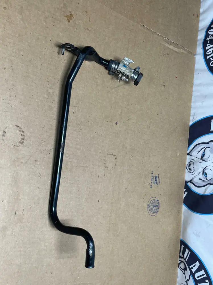 1999-04 Ford Mustang Gt 4.6 Heater Core To Water Bypass Tube 189 1