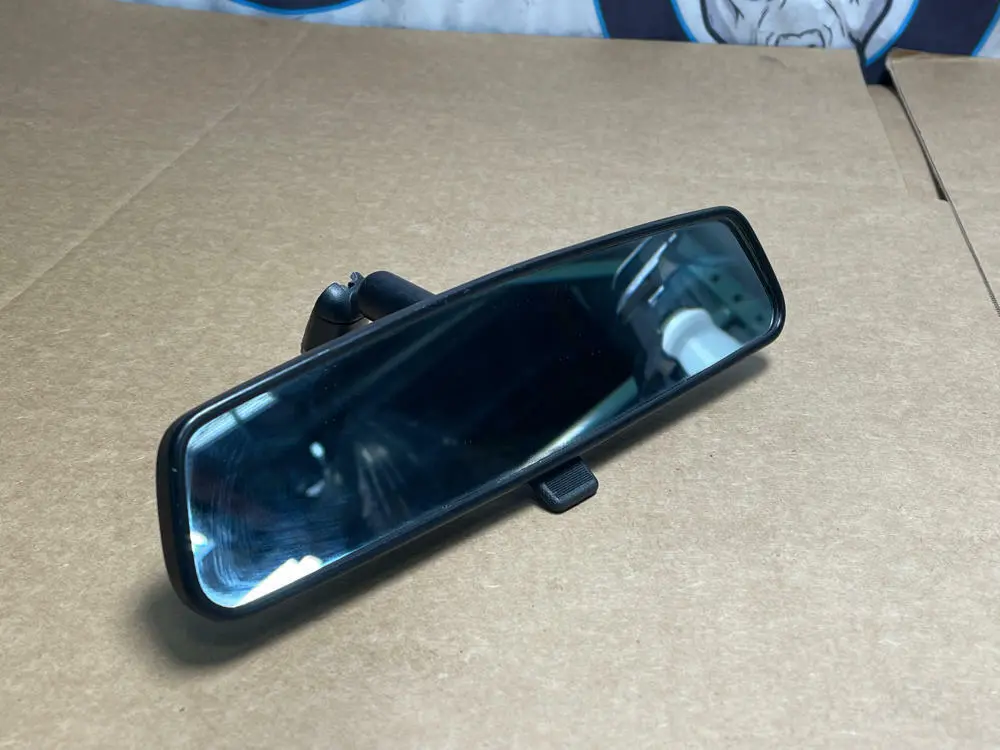 1999-04 Ford Mustang Gt 4.6 Rear View Mirror 189 1