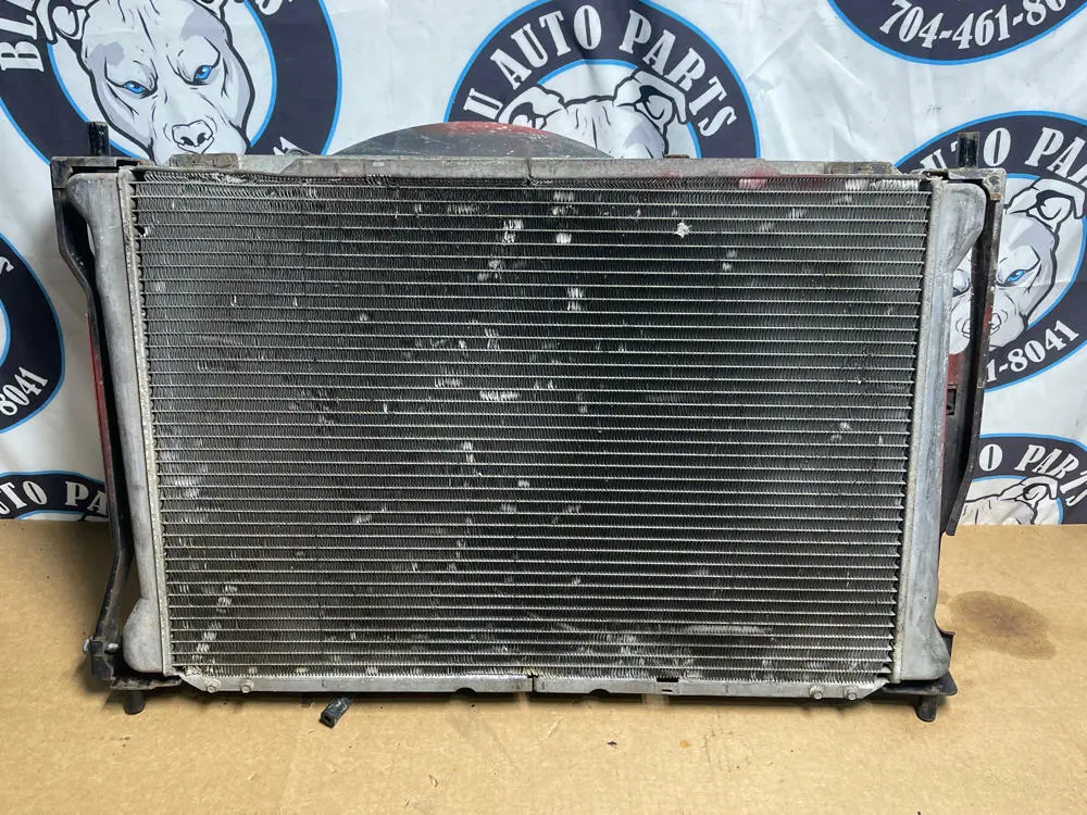 2003-04 Ford Mustang Svt Cobra Radiator & Fan 189 1