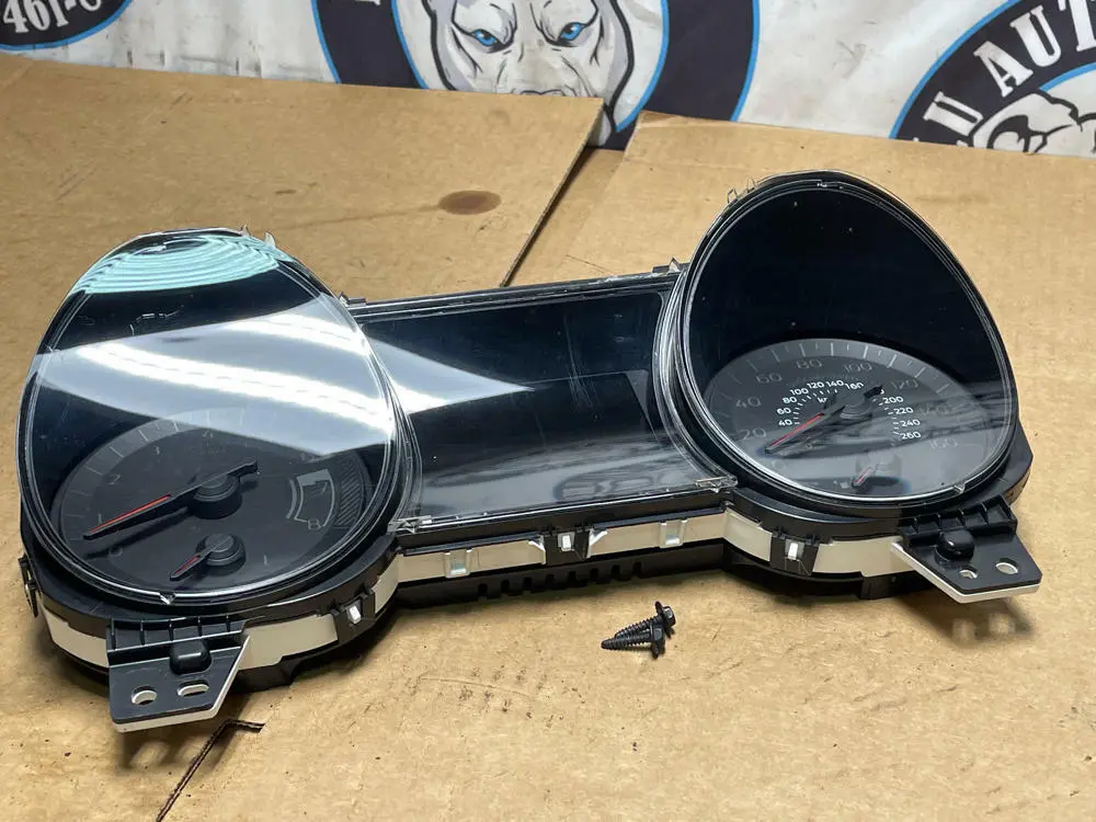 2015-17 Ford Mustang Gt Instrument Cluster 193 1