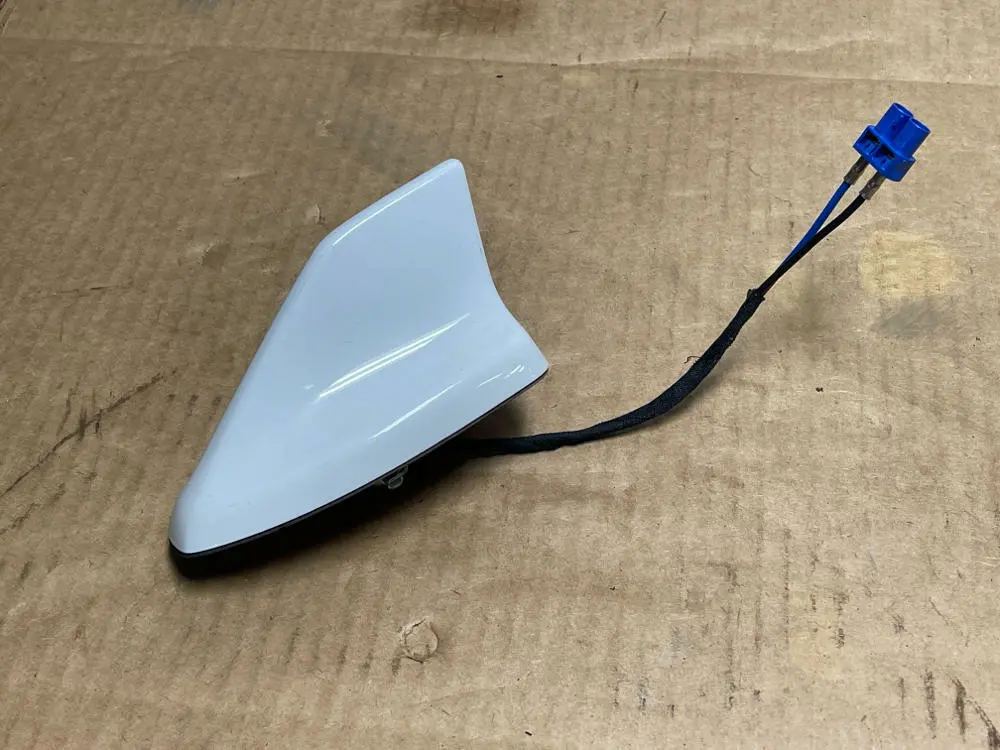 2018-23 Ford Mustang Shark Fin Radio Audio Antenna 197 1