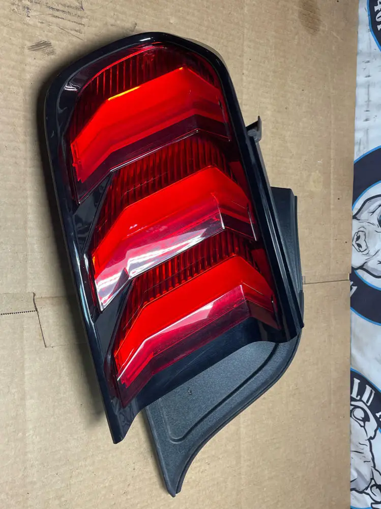 2018-23 Ford Mustang Gt Driver Lh Tail Light Assembly 194 1