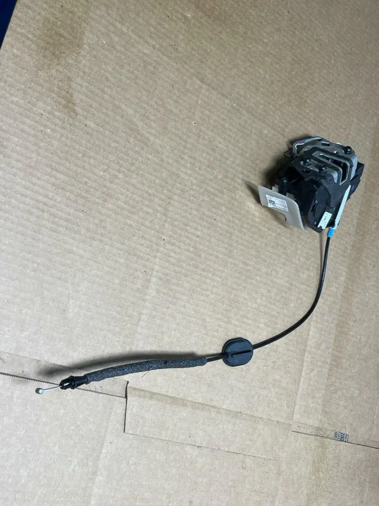 2018-23 Ford Mustang Gt Passenger Rh Door Latch Assembly 194 1