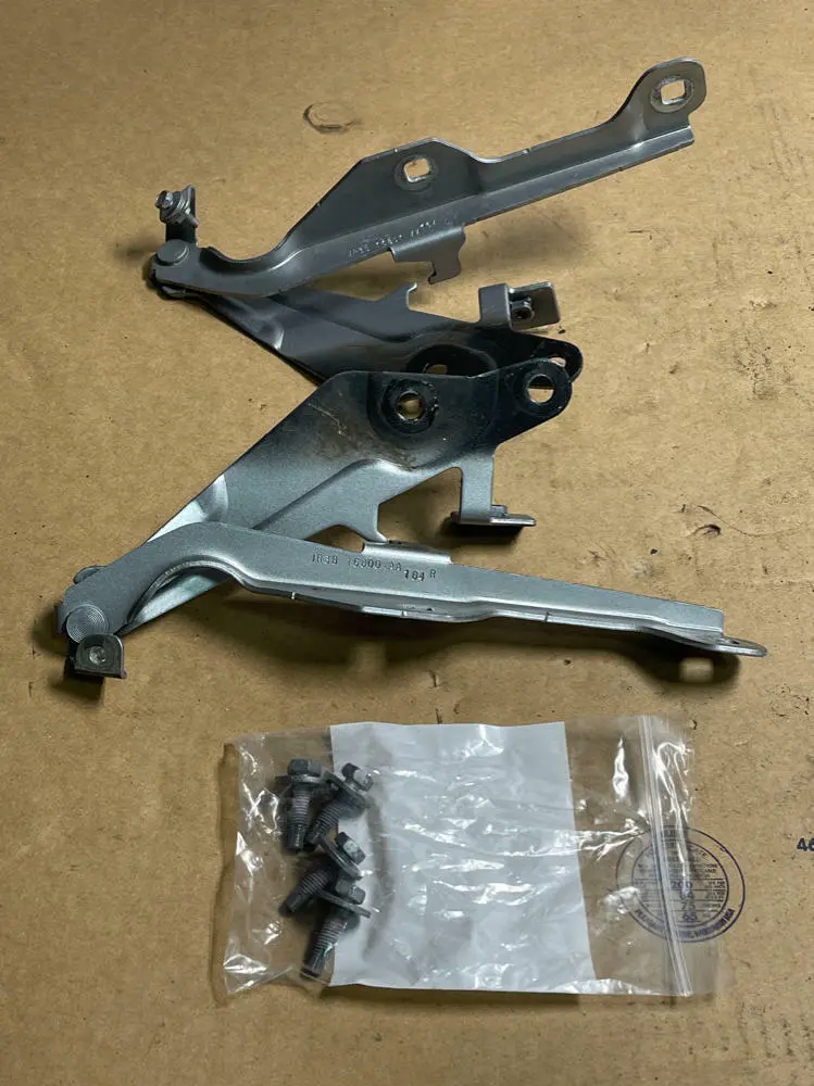 2018-23 Ford Mustang Gt Trunk Hinges Pair 206 1