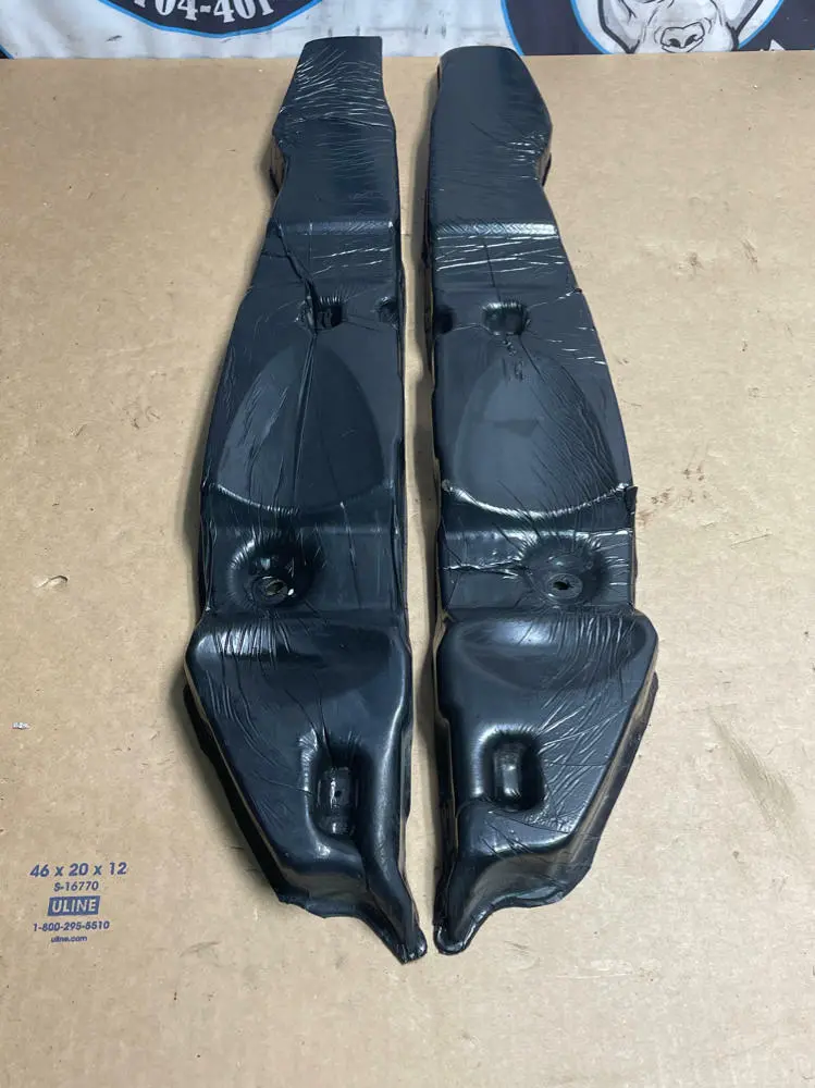 2018-23 Ford Mustang Gt Rear Fender Insulation Pair 206 1