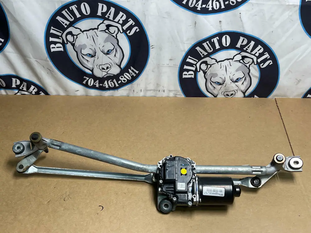 2018-23 Ford Mustang Gt Wiper Arm Motor/Assembly 206 1