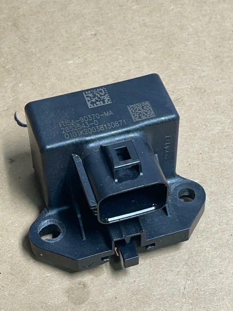 2018-23 Ford Mustang Gt Fuel Driver Module 206 1