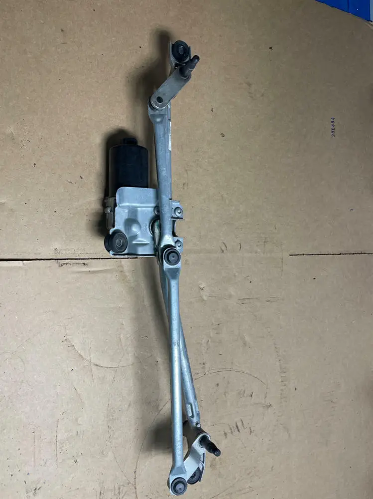 2018-23 Ford Mustang Gt Wiper Motor Assembly 205 1