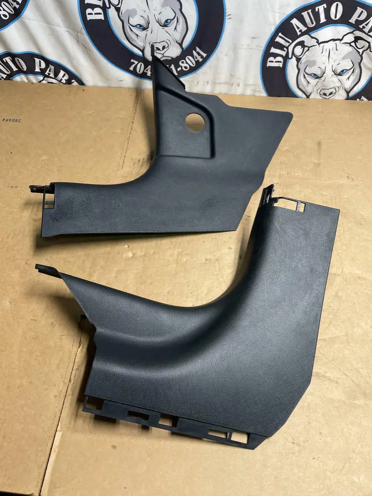 2018-23 Ford Mustang Gt Kick Panels Pair 205 1