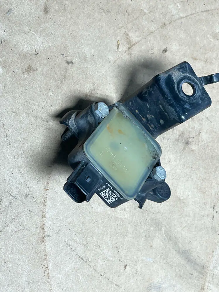 2018-23 Ford Mustang Gt Magnaride Rear Sensor *For Parts Only* 205 1