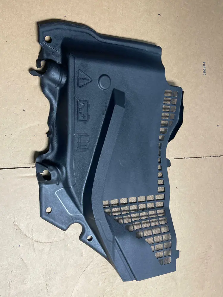 2018-23 Ford Mustang Gt Battery Cover Panel 205 1