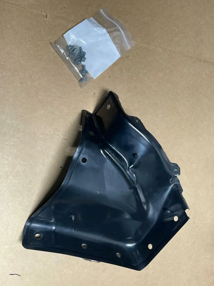 2018-23 Ford Mustang Gt Battery Tray Support Bracket 205 1