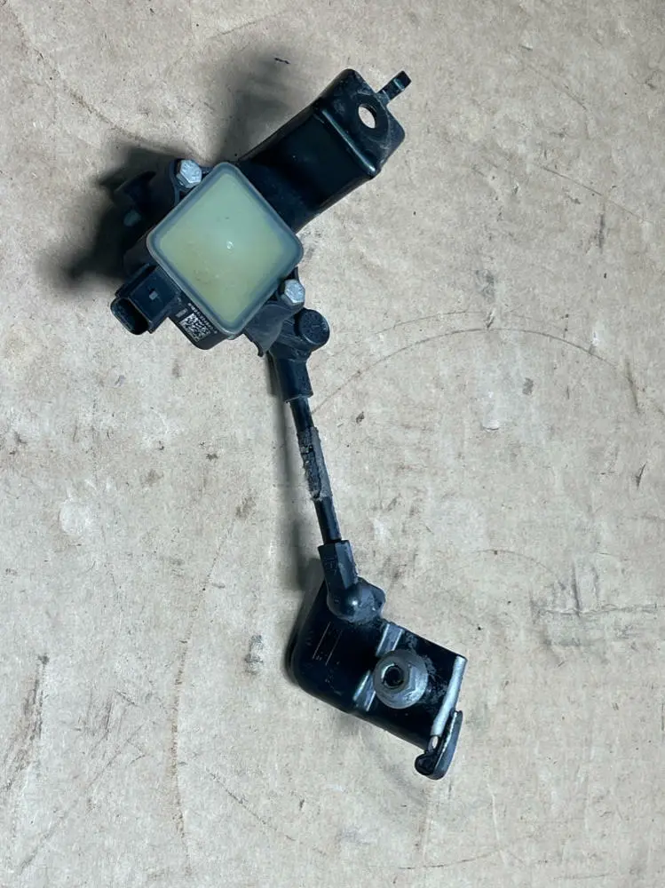 2018-23 Ford Mustang Gt Magnaride Rear Sensor 205 1